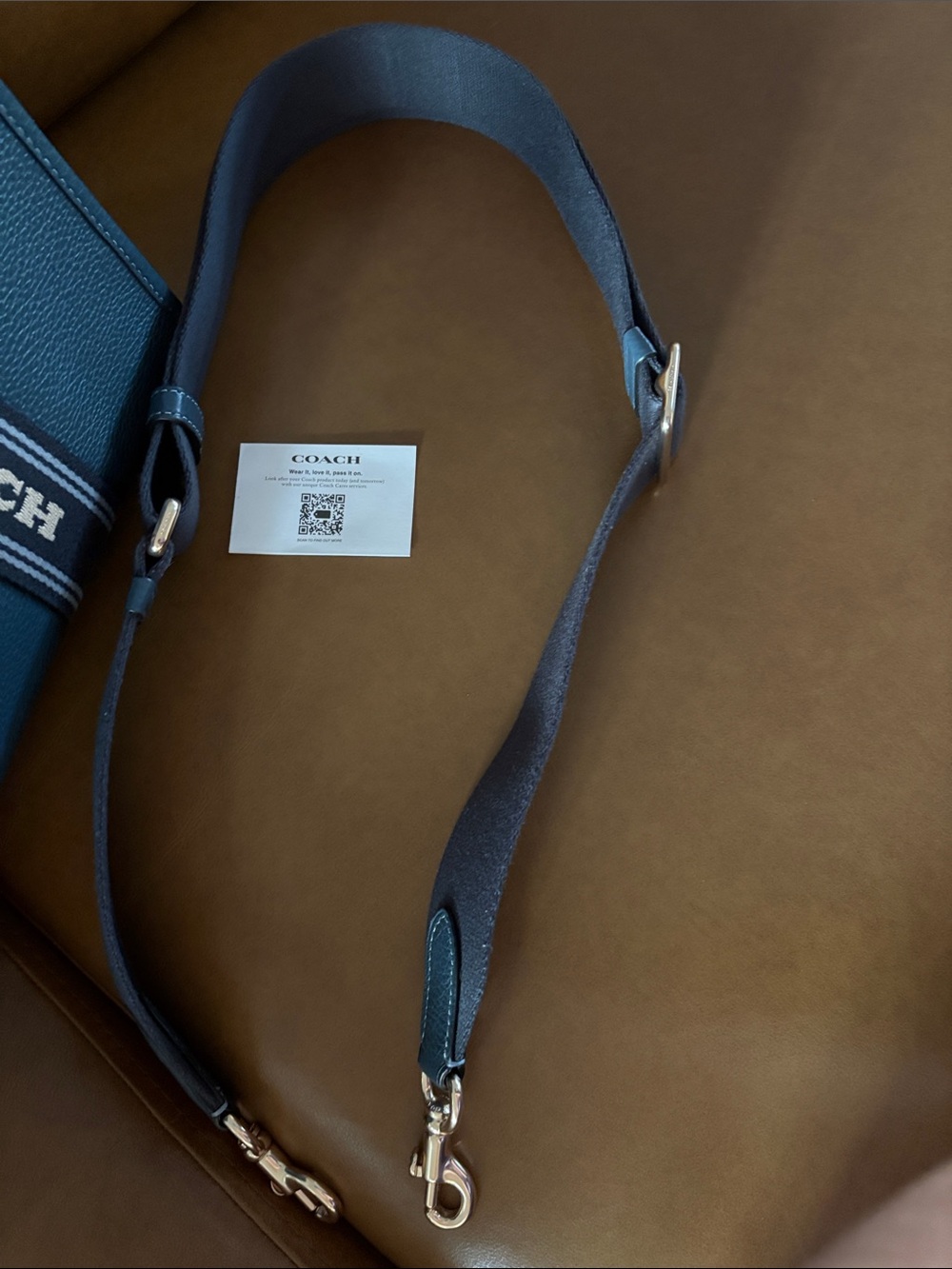 Coach Smith Tote Denim Colored Pebbled Leather Handles Adjustable Guitar Strap - Picture 6 of 12